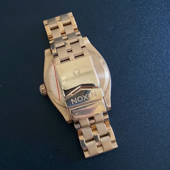 Nixon monopoly watch - Picture 2 of 5